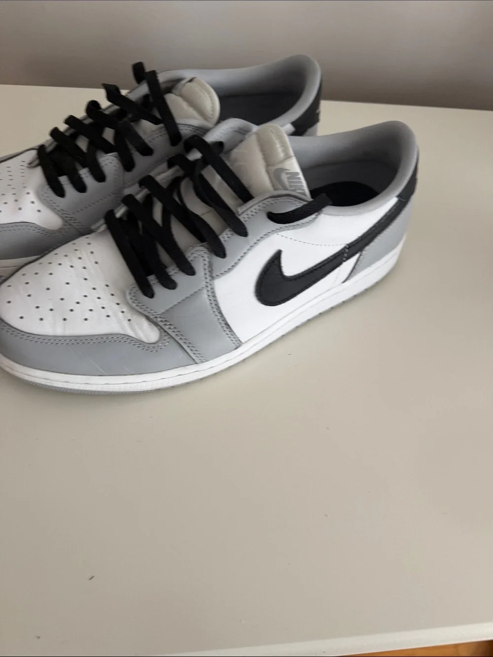 Nike Men’s Low Top Sneakers in White, Gray & Black